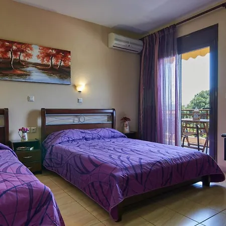 Fotini House Aparthotel 3*